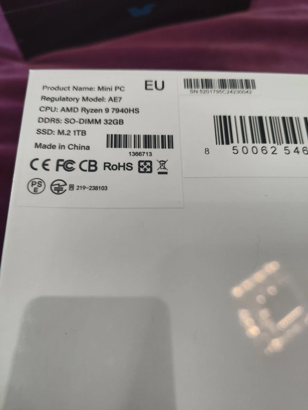 GEEKOM AE7 Mini PC – Ryzen 9 7940HS, 32GB RAM, 1TB SSD, Windows 11 Pro