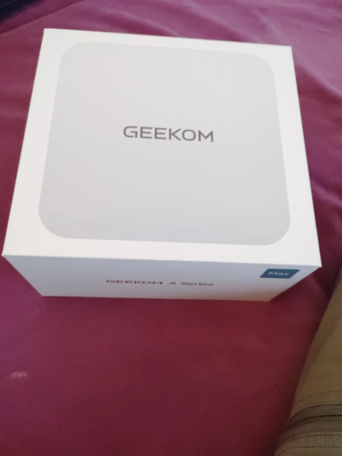 GEEKOM A8 Max Mini PC – Ryzen 7, 32GB RAM, 1TB SSD, Windows 11 Pro