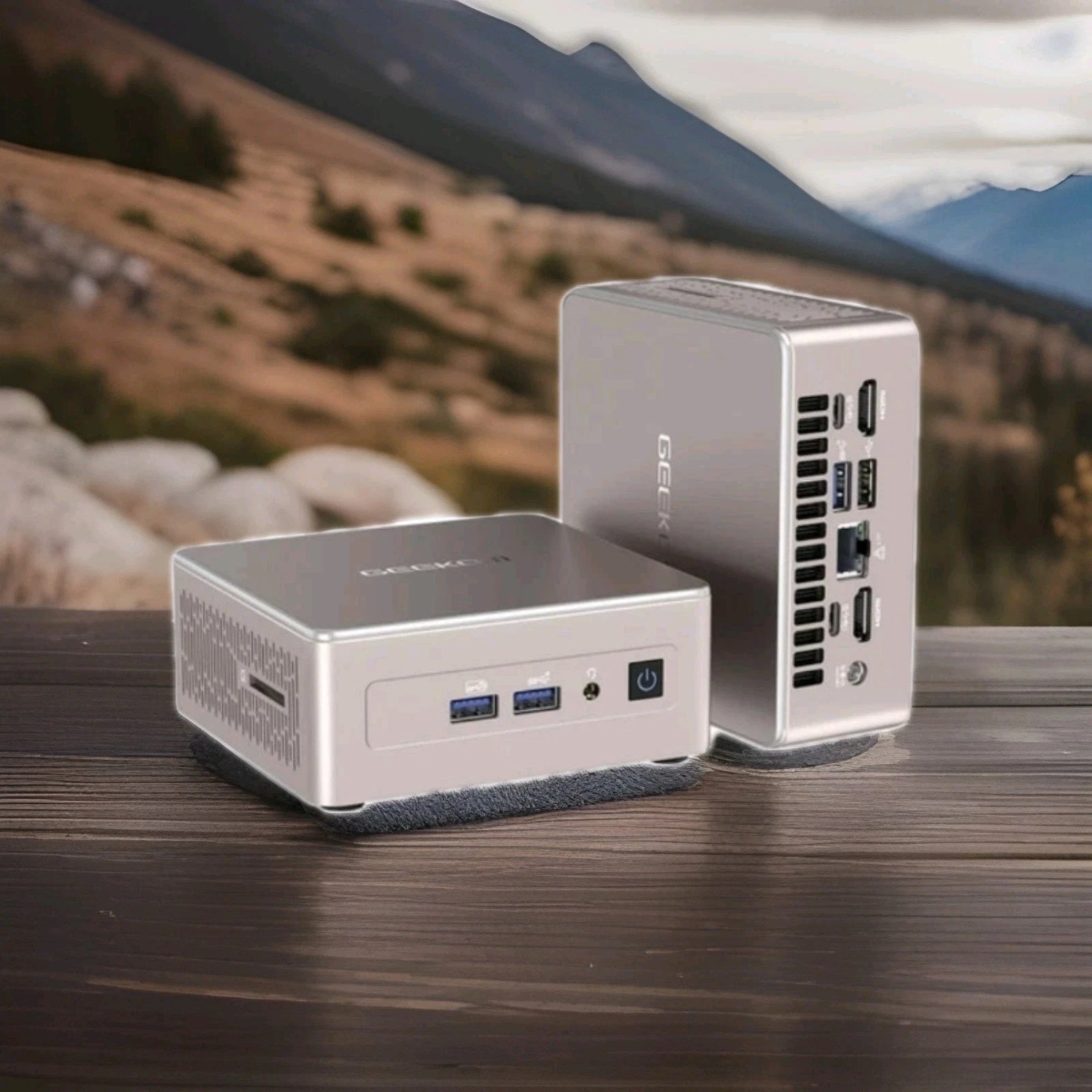 GEEKOM IT12 Mini PC – Intel i9-12900HK, 32GB RAM, 1TB SSD, Windows 11 Pro