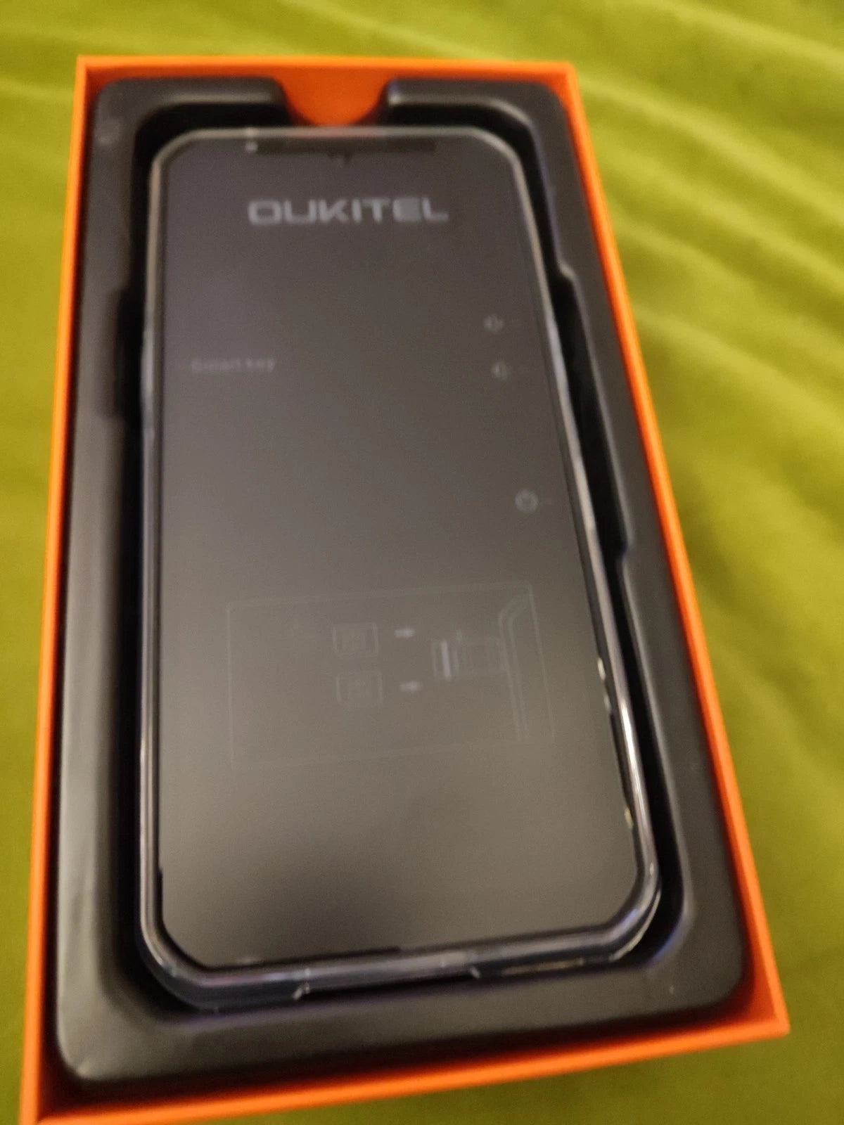 OUKITEL WP39 5G Outdoor Smartphone – 36GB RAM, 512GB Speicher, 6,8" Display